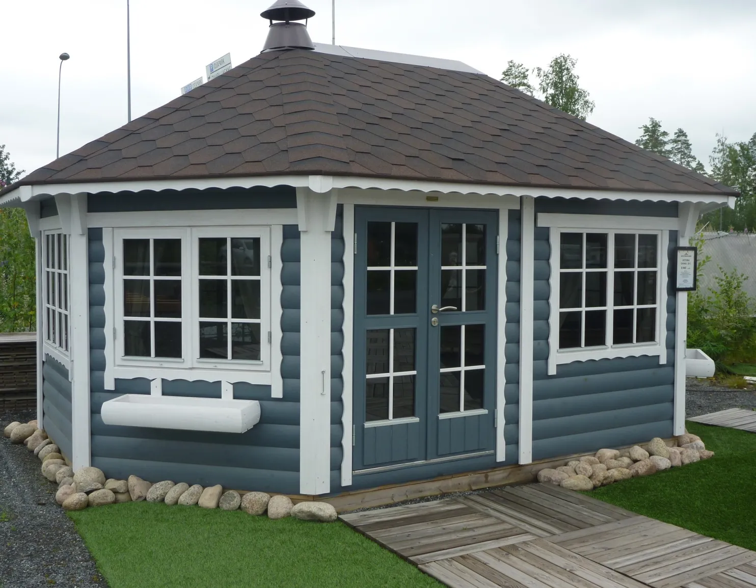 Huvimaja Victoria Ovaali 18 ARCTIC FINLAND HOUSE 18 m²