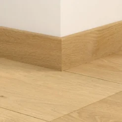 Jalkalista vinyylille Pergo, 240cm