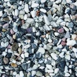 Koristekivi Benders Merikivi 16-32 mm 15 kg säkki mustavalkoinen