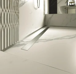 Linjalattiakaivo PP Drain Aqua + Flat Cover -kansi eri vaihtoehtoja