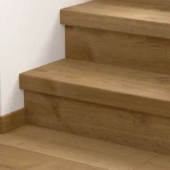 Vinyyliporrassuoja Pergo Medium Plank, 2kpl